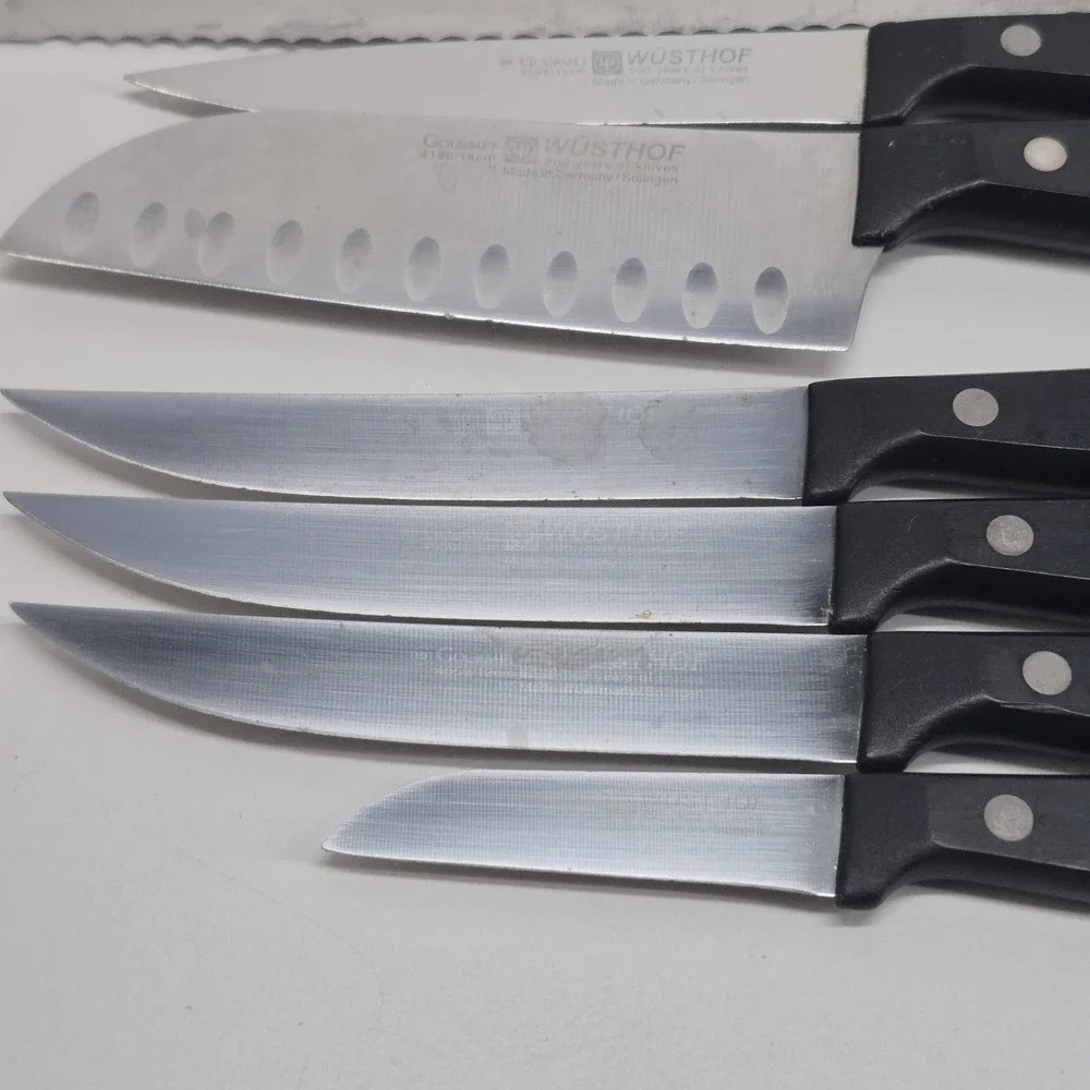 9 Wusthof Gourmet Knife Lot With Sharpener 8 Knives